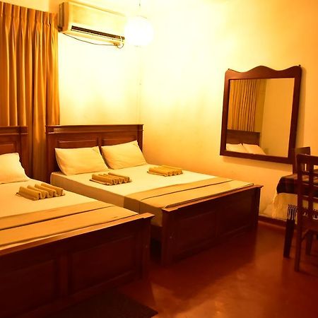 Yoho Mount Waves Hotell Colombo Eksteriør bilde