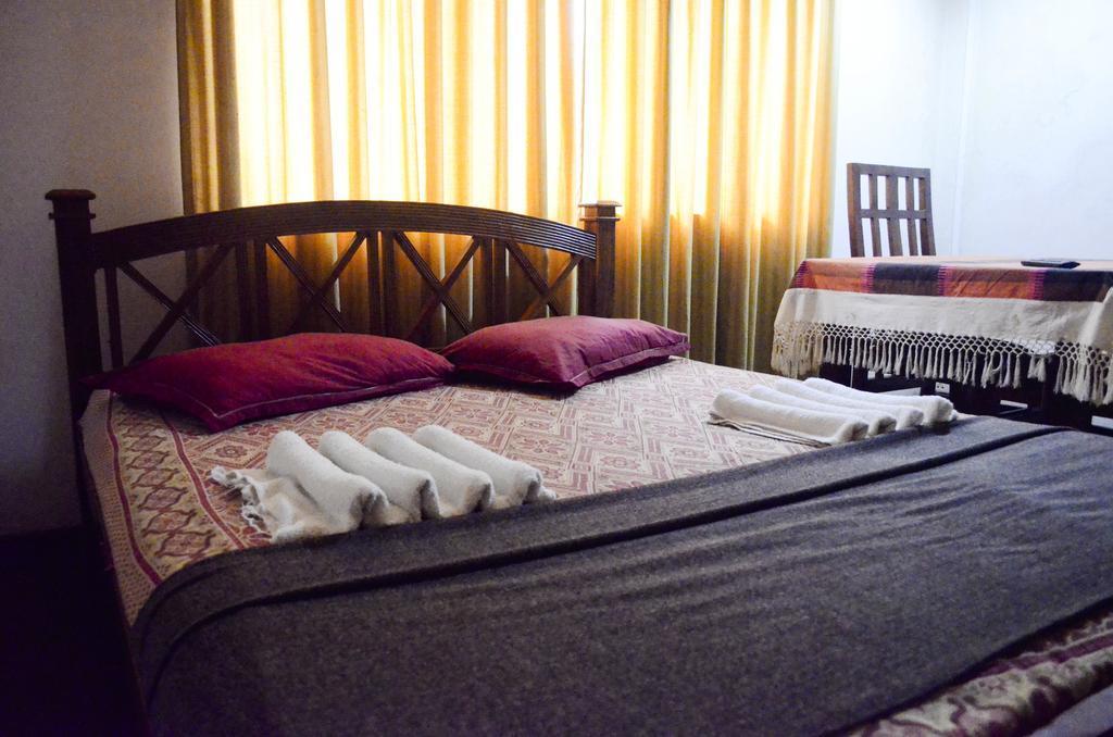 Yoho Mount Waves Hotell Colombo Rom bilde