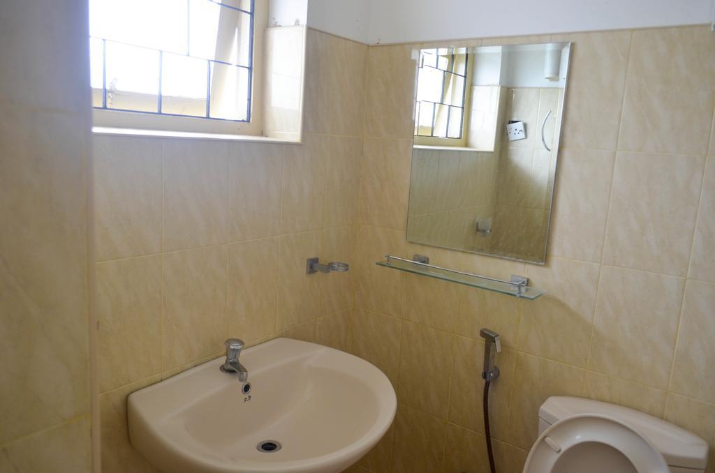 Yoho Mount Waves Hotell Colombo Rom bilde